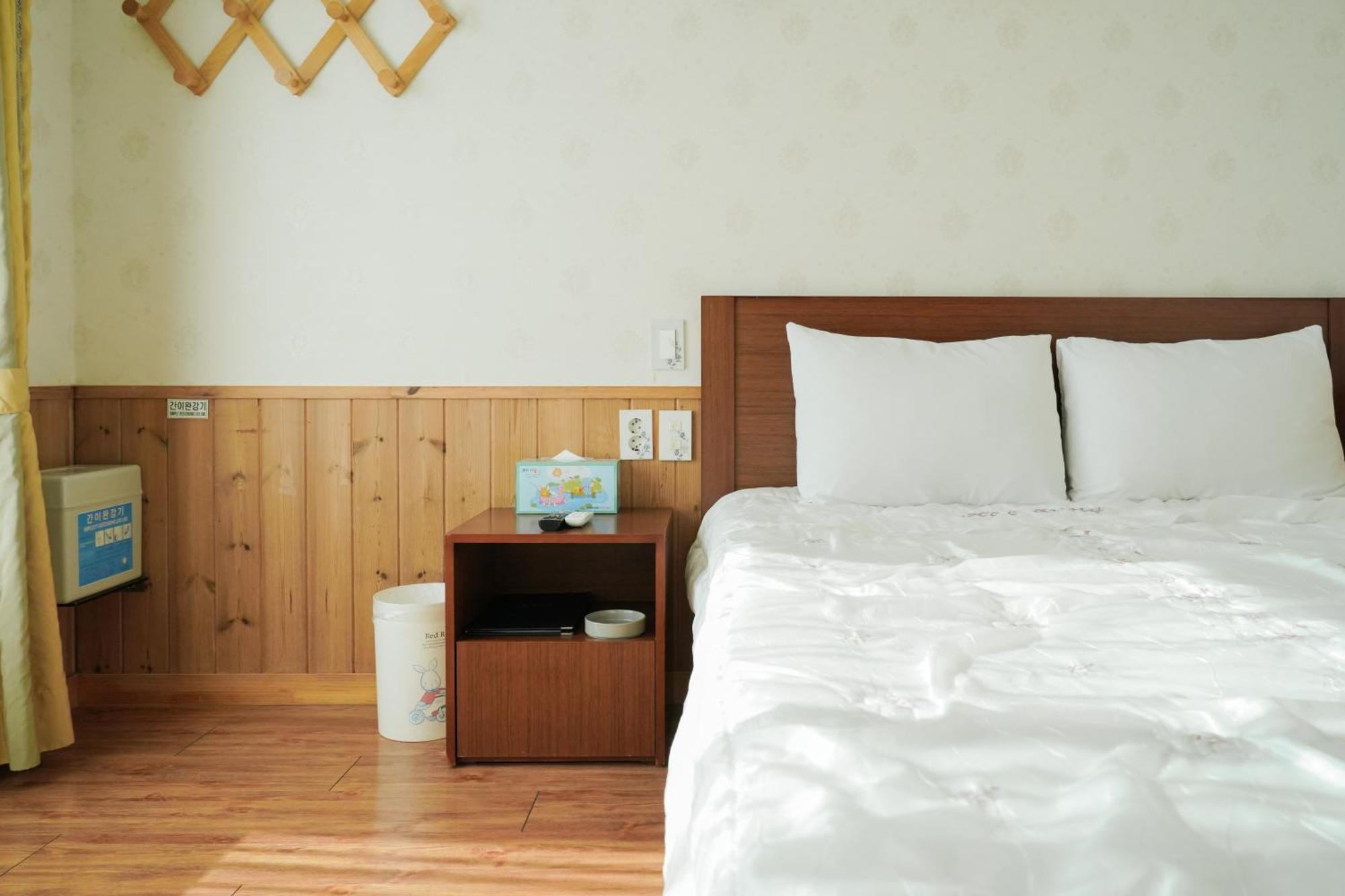 Jungmun Haesung Parktel Villa Seogwipo Exteriör bild