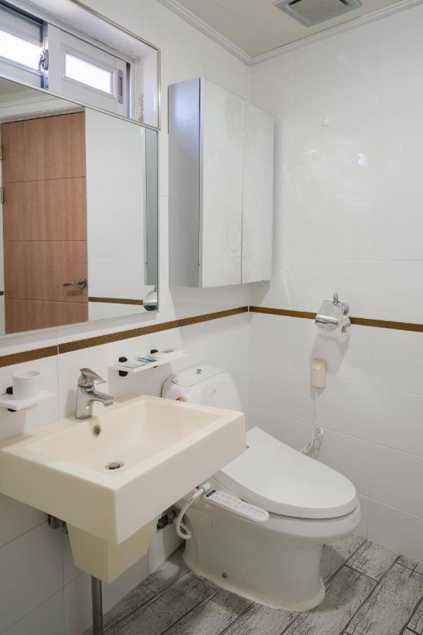 Jungmun Haesung Parktel Villa Seogwipo Exteriör bild