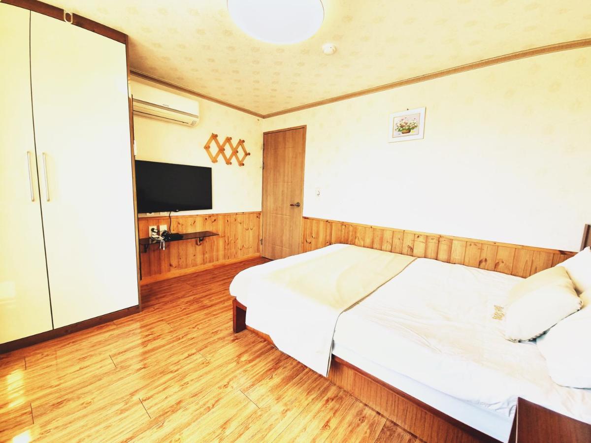 Jungmun Haesung Parktel Villa Seogwipo Exteriör bild