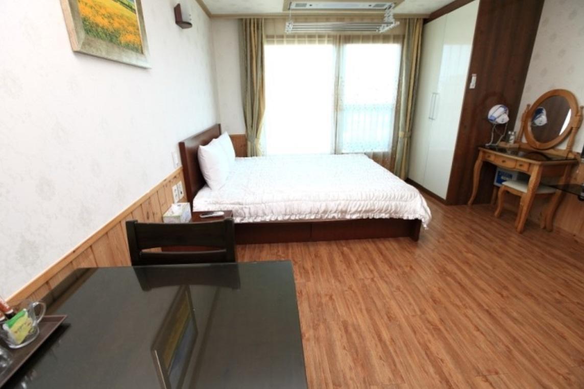 Jungmun Haesung Parktel Villa Seogwipo Exteriör bild
